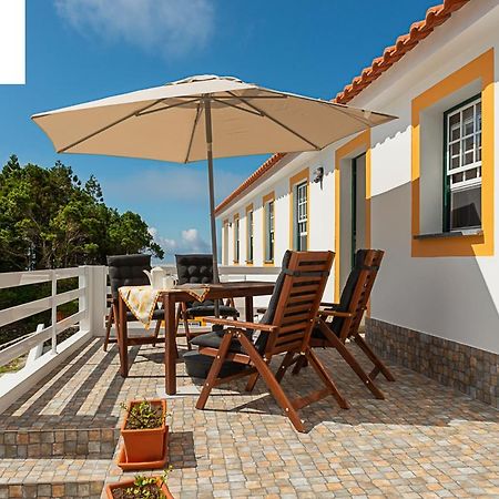 הוילה Calheta de Nesquim Casa Da Figueirinha מראה חיצוני תמונה